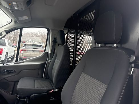 Used 2024 Ford Transit 250 Low Roof w/ Exterior Upgrade Package image 28