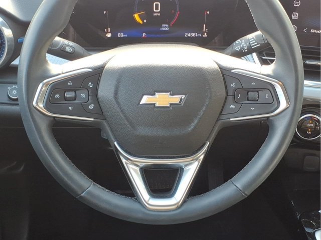 Used 2024 Chevrolet Trax LT w/ LT Convenience Package FWD image 13
