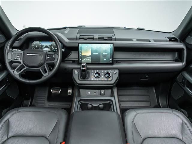 Used 2023 Land Rover Defender 110 X AWD/4WD image 19