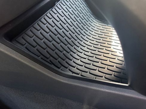 Used 2020 Lincoln Aviator Reserve w/ Class IV Trailer Tow Package image 23