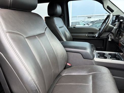 Used 2015 Ford F250 Lariat w/ Lariat Ultimate Package AWD/4WD image 21