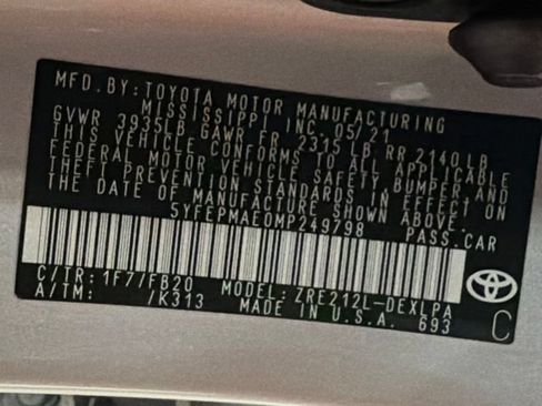 Used 2021 Toyota Corolla LE FWD image 26
