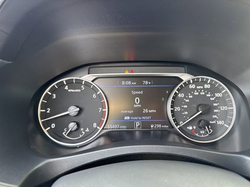 Used 2024 Nissan Altima 2.5 SV image 8