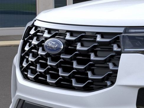 New 2026 Ford Explorer Platinum AWD/4WD image 18