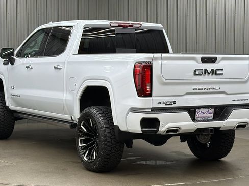Used 2026 GMC Sierra 1500 Denali Ultimate AWD/4WD image 3