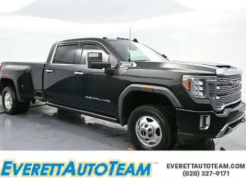 Used 2021 GMC Sierra 3500 Denali w/ Denali Ultimate Package image 1