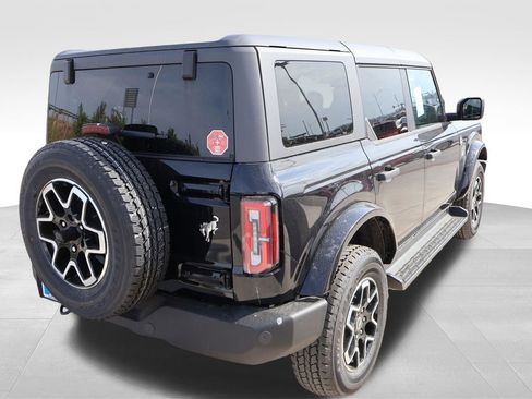 New 2026 Ford Bronco Outer Banks AWD/4WD image 5