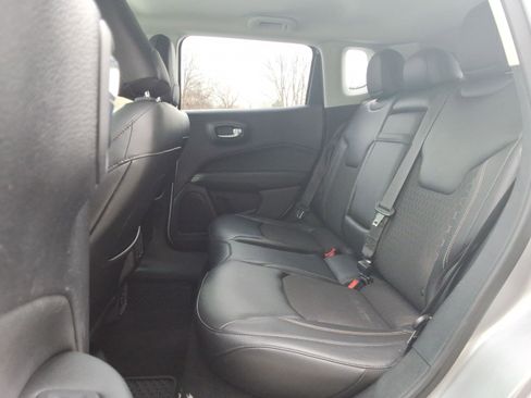 Used 2018 Jeep Compass Latitude w/ Popular Equipment Group image 28