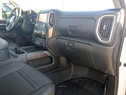 Used 2020 GMC Sierra 2500 Denali w/ Denali Ultimate Package image 32