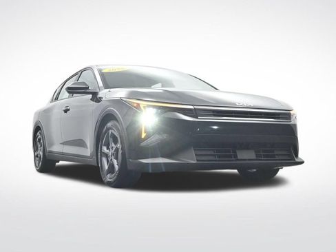 Used 2025 Kia K4 FWD image 42