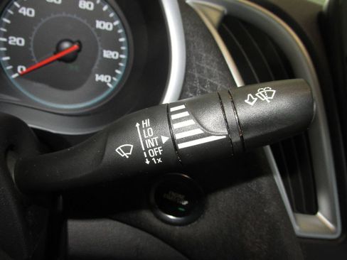 Used 2024 Chevrolet Malibu LT image 18