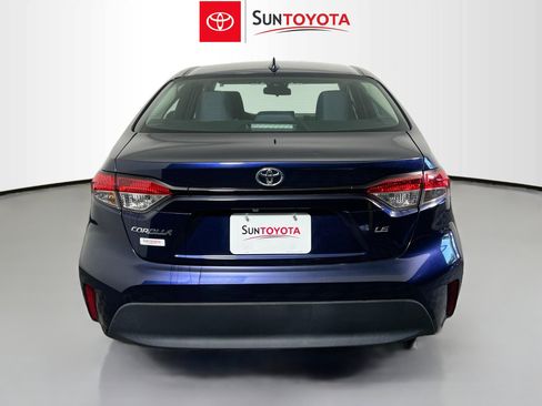 Used 2023 Toyota Corolla LE image 5