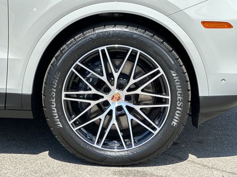 New 2026 Porsche Cayenne AWD/4WD image 43