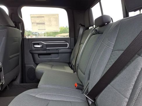 New 2026 RAM 2500 Big Horn AWD/4WD image 7