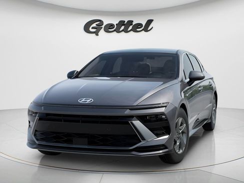 New 2026 Hyundai Sonata SE FWD image 2