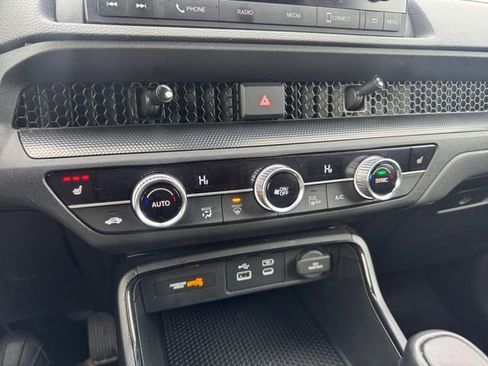 Used 2025 Honda CR-V Sport image 28