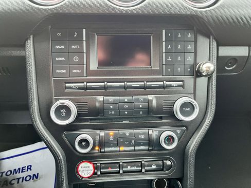 Used 2015 Ford Mustang Coupe image 19