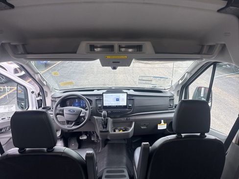 New 2026 Ford Transit 250 148 Medium Roof w/ Exterior Upgrade Package RWD image 50
