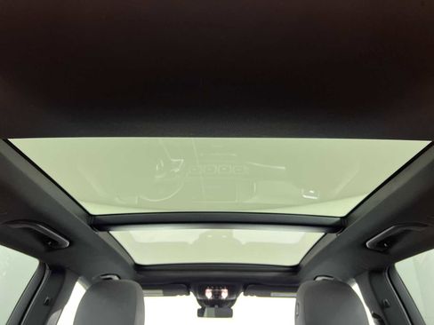 Used 2024 Mercedes-Benz GLE 450 4MATIC image 19