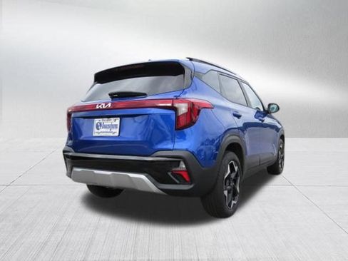 Used 2025 Kia Seltos S FWD image 3