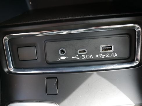 Used 2023 Subaru Ascent Onyx Edition AWD/4WD image 32