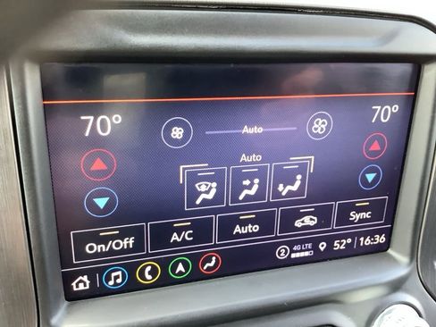 Used 2021 GMC Sierra 1500 AT4 w/ AT4 Preferred Package image 33