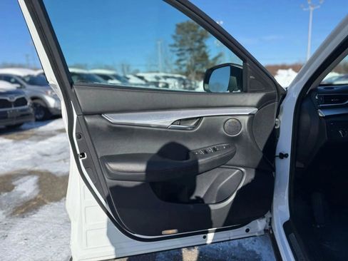 Used 2019 INFINITI QX50 Luxe w/ Navigation Package image 10