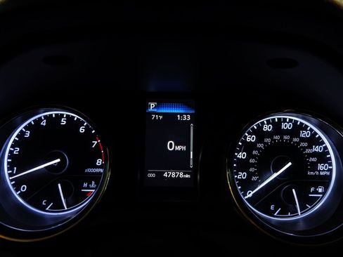 Used 2020 Toyota Camry LE FWD image 44