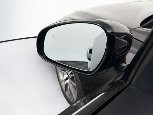 Used 2025 Genesis G70 2.5T RWD image 16