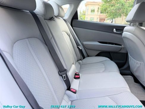 Used 2016 Kia Optima EX FWD image 21