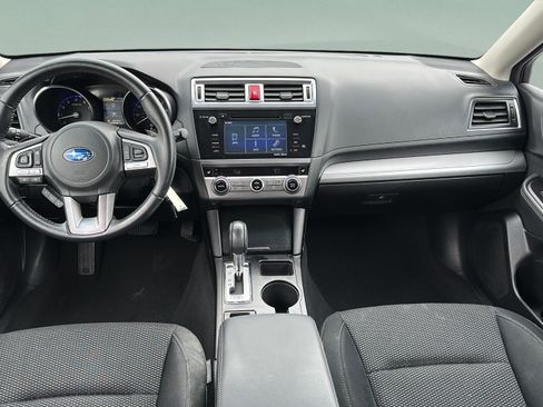 Used 2017 Subaru Outback 2.5i Premium AWD/4WD image 22