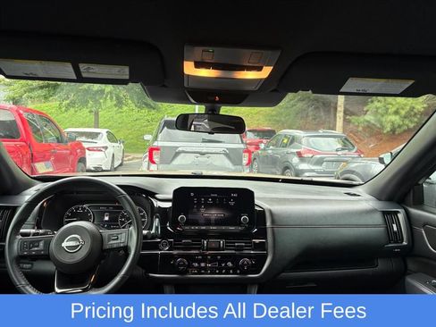 Used 2024 Nissan Pathfinder Rock Creek AWD/4WD image 7