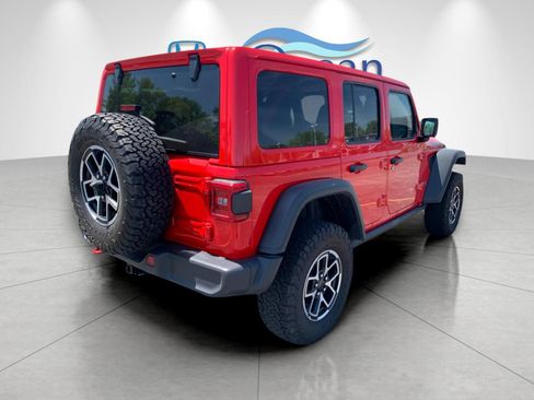 Used 2025 Jeep Wrangler Unlimited Rubicon AWD/4WD image 7