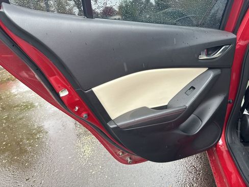 Used 2016 MAZDA MAZDA3 s Grand Touring FWD image 21