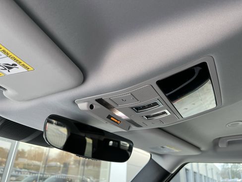 Certified 2025 Land Rover Defender 110 S image 22