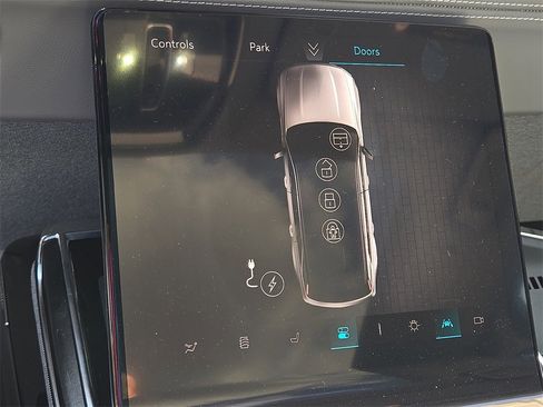 New 2026 Cadillac Escalade IQ Luxury 1 w/ LPO, Floor Liner Package image 23