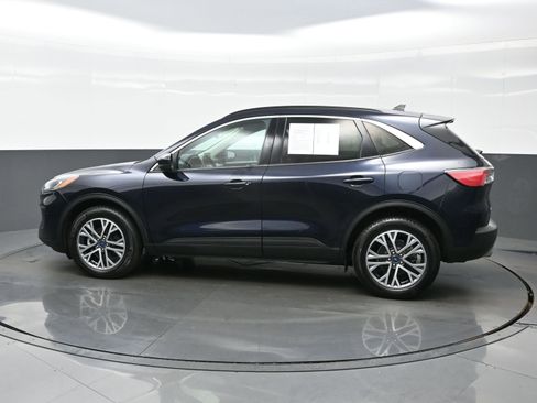 Used 2021 Ford Escape SEL image 3