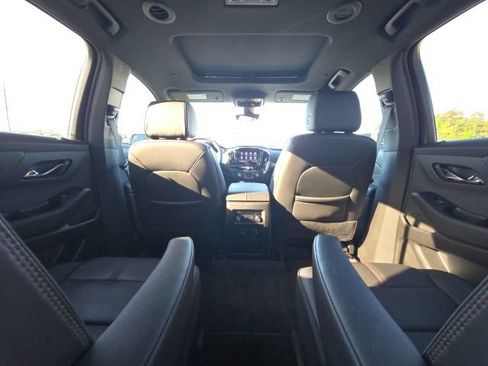 Used 2023 Chevrolet Traverse RS w/ LPO, Floor Liner Package AWD/4WD image 23
