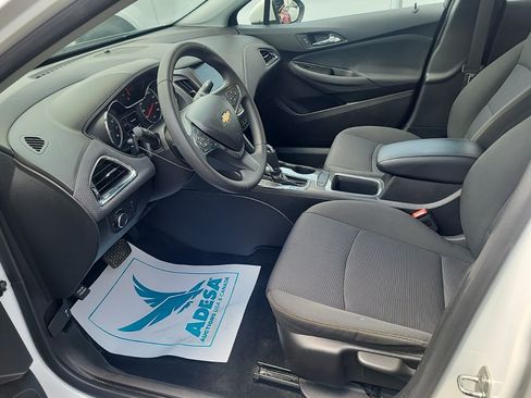 Used 2019 Chevrolet Cruze LS w/ LS Convenience Package FWD image 5