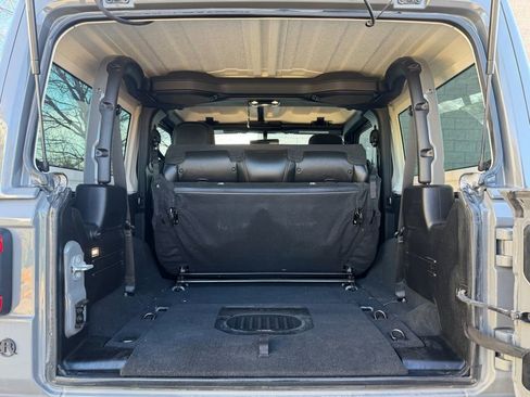 Used 2022 Jeep Wrangler Rubicon w/ LED Lighting Group image 10