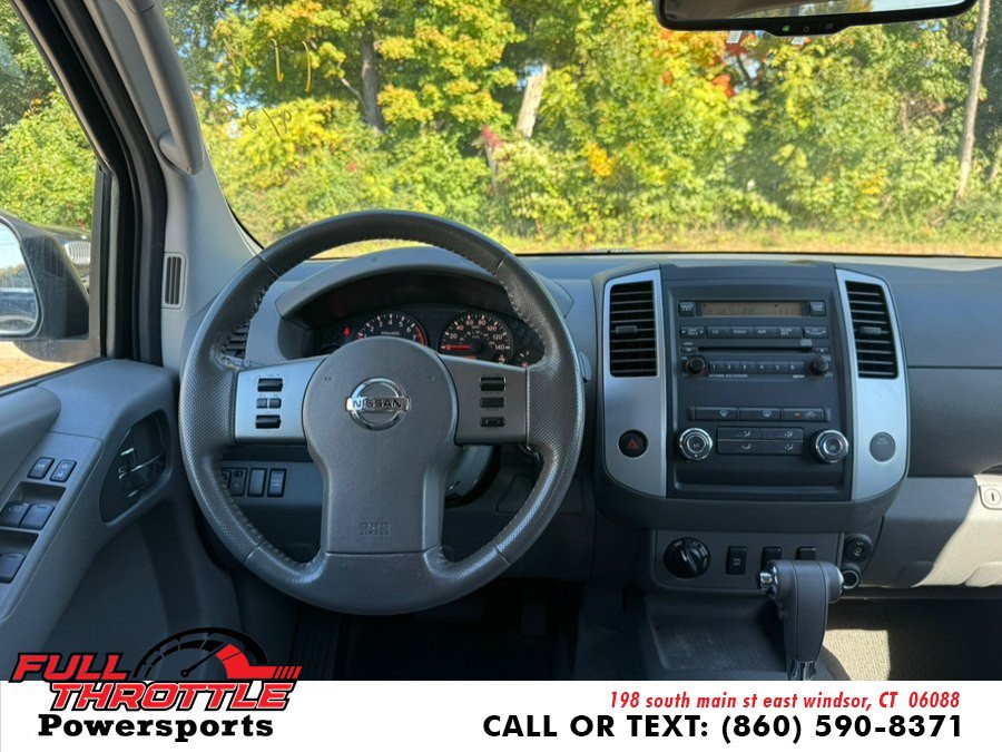 Used 2011 Nissan Frontier SV w/ SV Premium Utility Pkg AWD/4WD image 20
