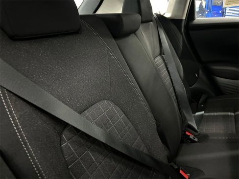 Certified 2023 Honda HR-V LX image 21