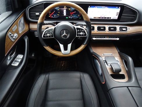 Used 2020 Mercedes-Benz GLE 450 4MATIC image 16