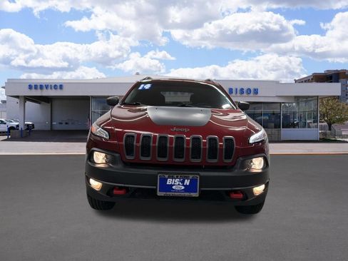 Used 2014 Jeep Cherokee Trailhawk w/ Comfort/Convenience Group image 8