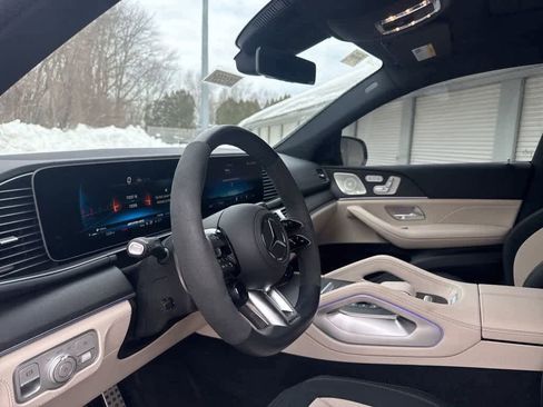 Used 2025 Mercedes-Benz GLE 53 AMG 4MATIC Coupe image 10