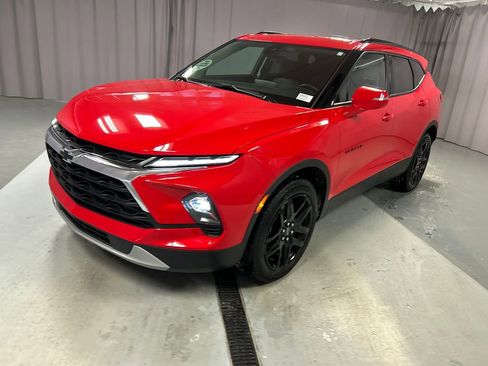 Used 2024 Chevrolet Blazer LT w/ Sound & Technology Package image 3