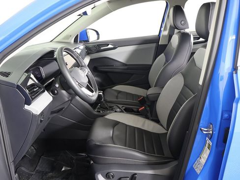 Used 2022 Volkswagen Taos SEL image 30