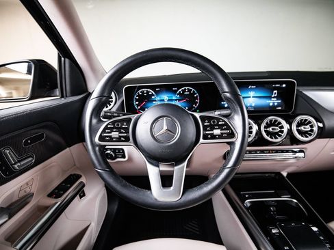 Used 2021 Mercedes-Benz GLA 250 image 26