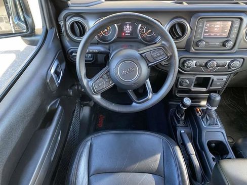 Used 2021 Jeep Wrangler Unlimited Sport image 13