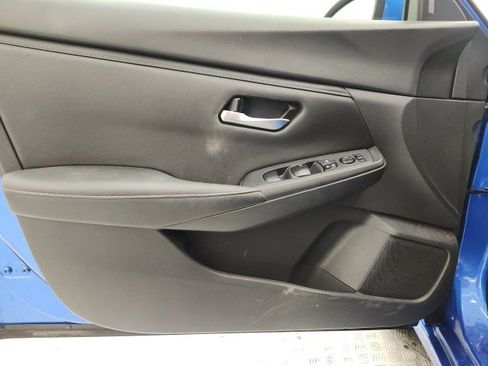 Used 2023 Nissan Sentra SV image 11